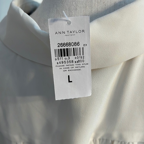 NWT Ann Taylor Factory Cream Blouse - Picture 6 of 6